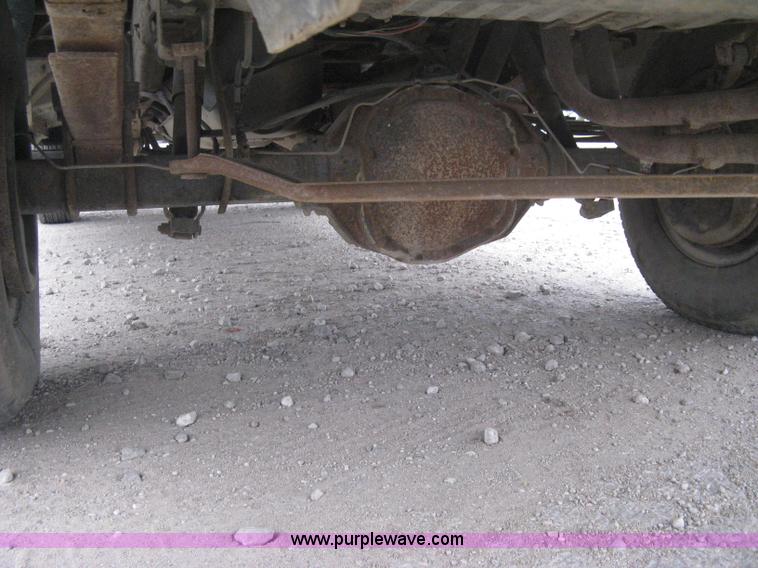 image for item B8149 1997 Ford F250 Heavy Duty pickup truck