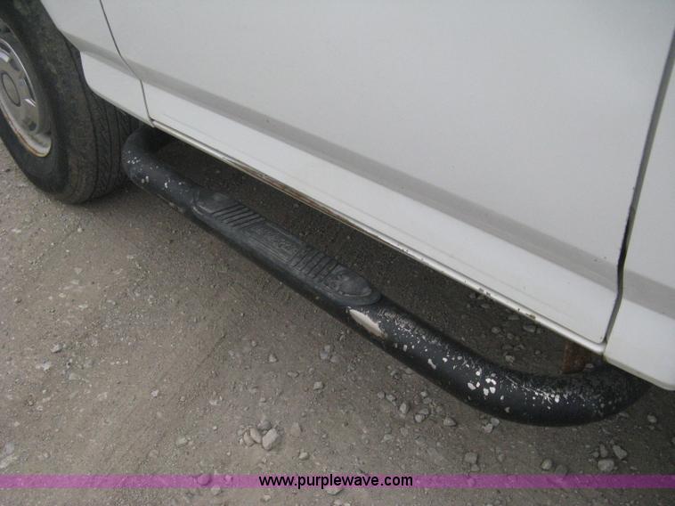 image for item B8149 1997 Ford F250 Heavy Duty pickup truck