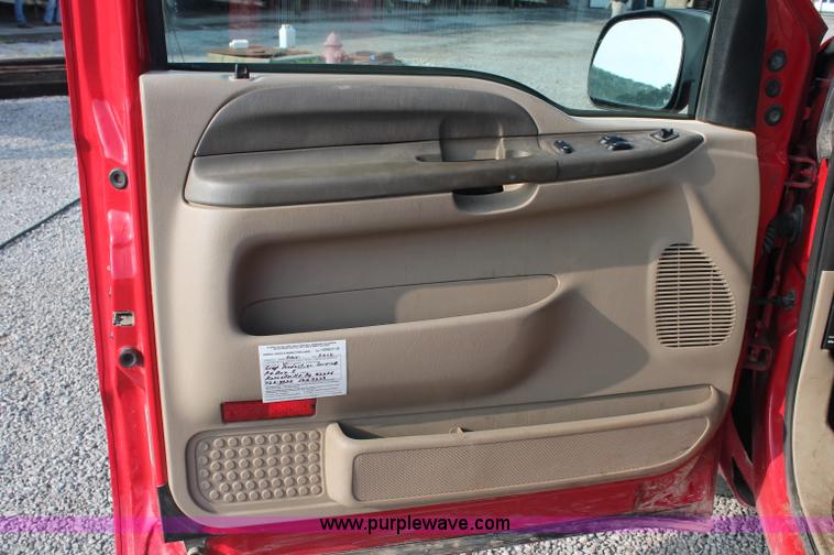 image for item C2649 2004 Ford SuperCab pickup truck