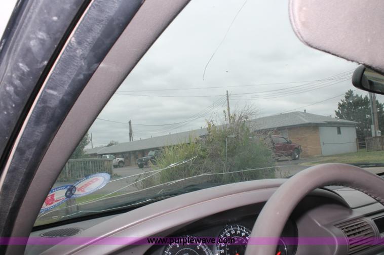 image for item C2851 2005 Chrysler Sebring Touring convertible