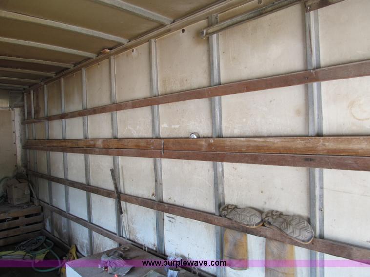 image for item E2101 1999 GMC C6500 box truck