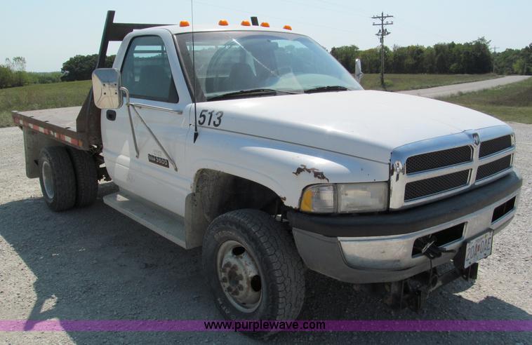 image for item E2105 1998 Dodge Ram 3500 flatbed pickup truck