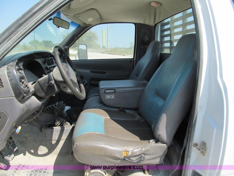 image for item E2105 1998 Dodge Ram 3500 flatbed pickup truck