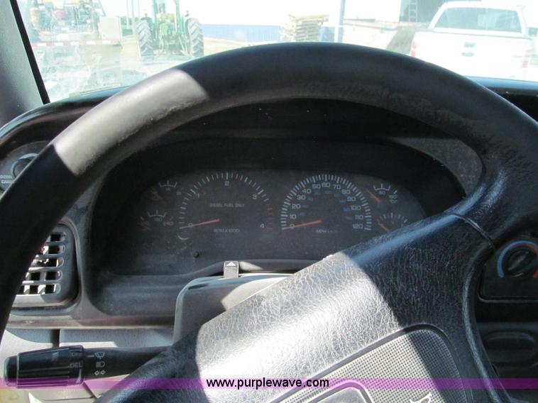 image for item E2105 1998 Dodge Ram 3500 flatbed pickup truck