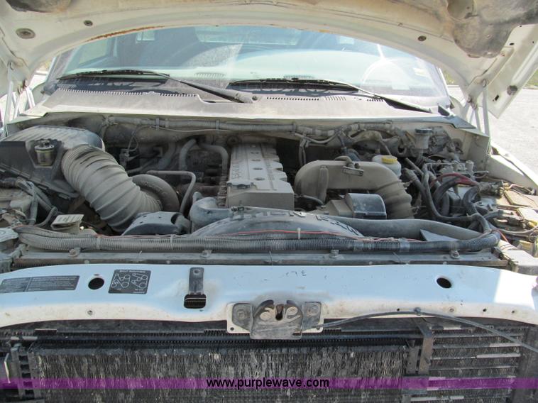 image for item E2105 1998 Dodge Ram 3500 flatbed pickup truck