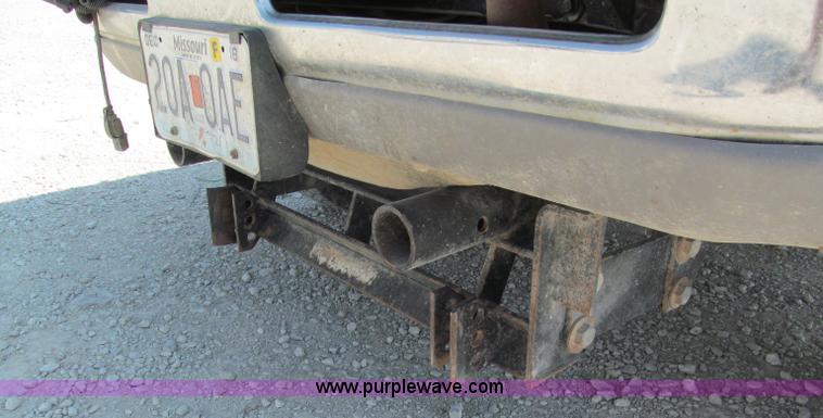 image for item E2105 1998 Dodge Ram 3500 flatbed pickup truck