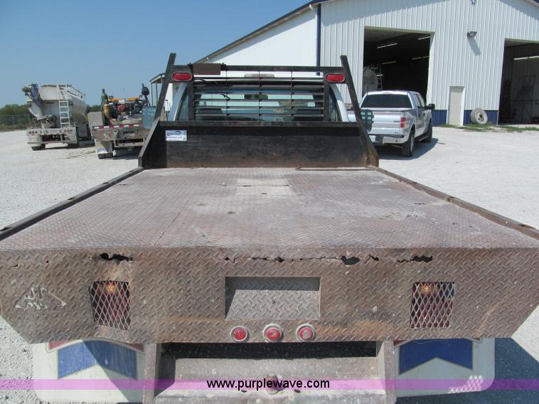 image for item E2105 1998 Dodge Ram 3500 flatbed pickup truck