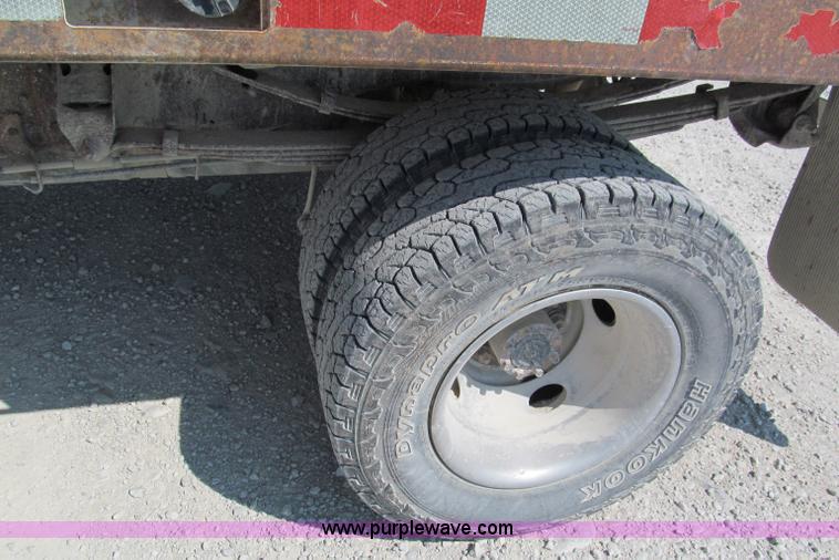 image for item E2105 1998 Dodge Ram 3500 flatbed pickup truck