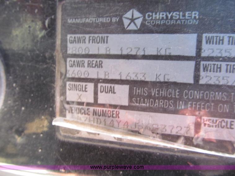 image for item E2141 1988 Dodge Ram D150 pickup truck