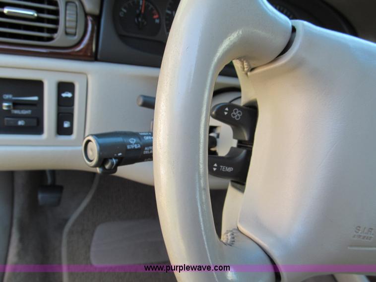 image for item E2157 1998 Cadillac DeVille Concours