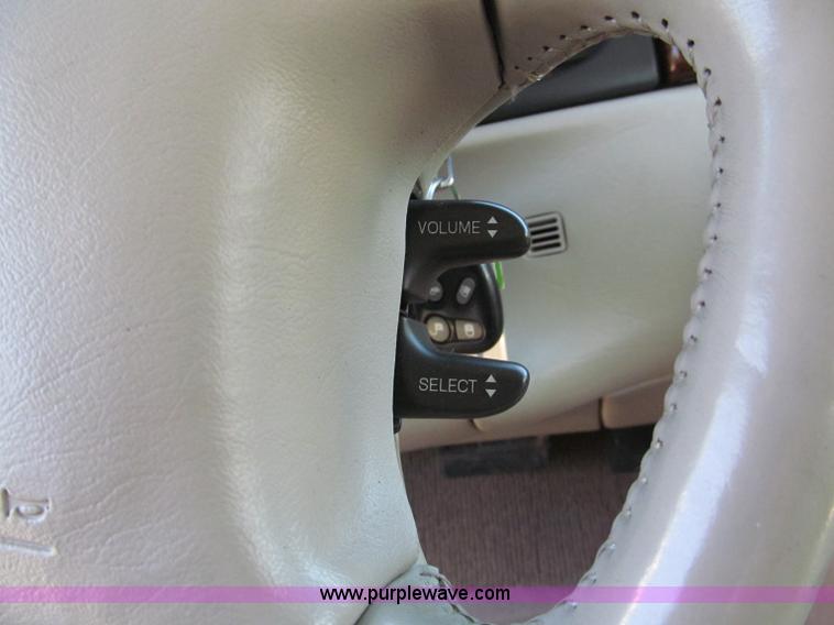 image for item E2157 1998 Cadillac DeVille Concours