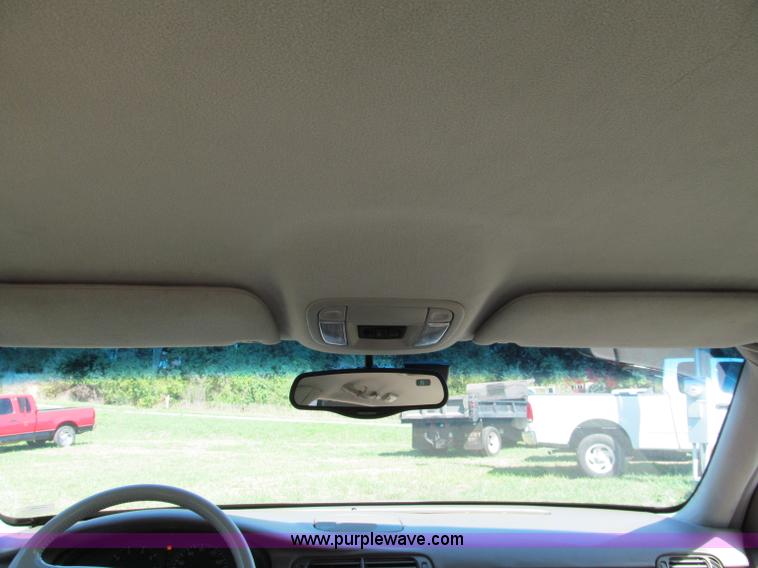 image for item E2157 1998 Cadillac DeVille Concours