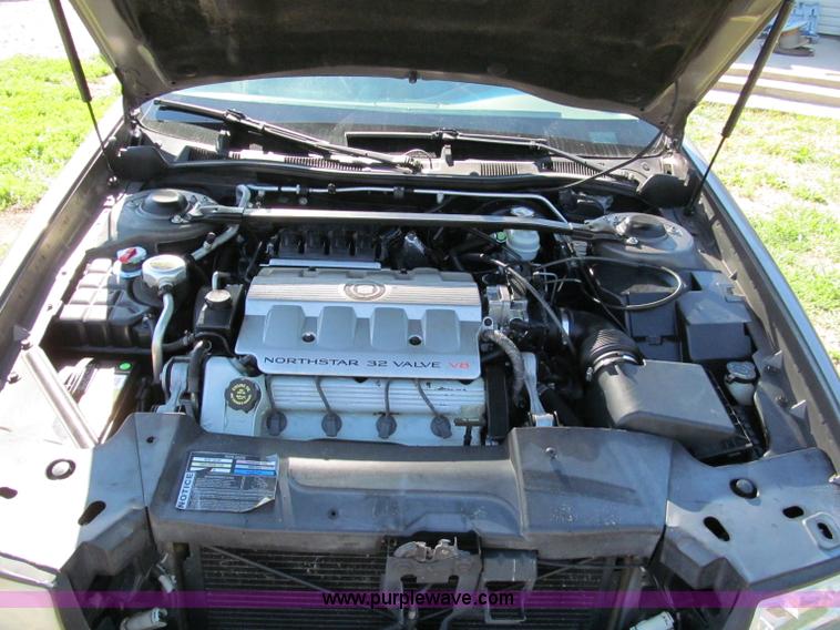 image for item E2157 1998 Cadillac DeVille Concours