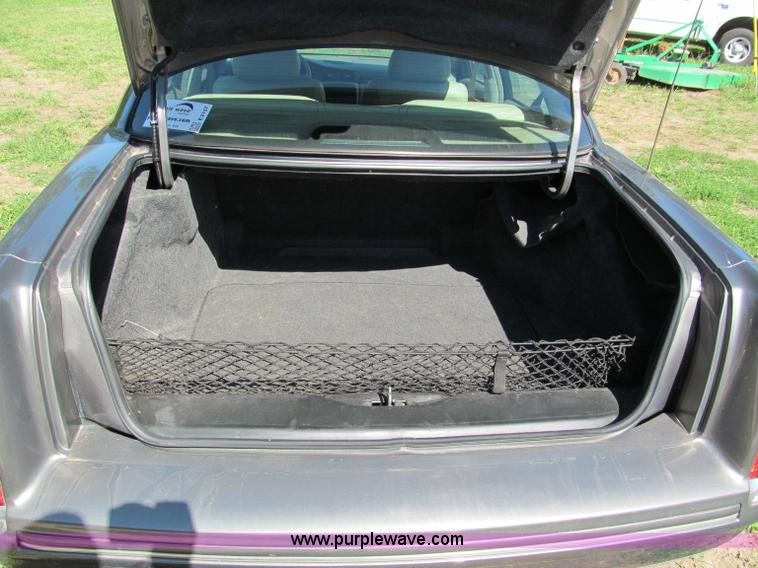 image for item E2157 1998 Cadillac DeVille Concours