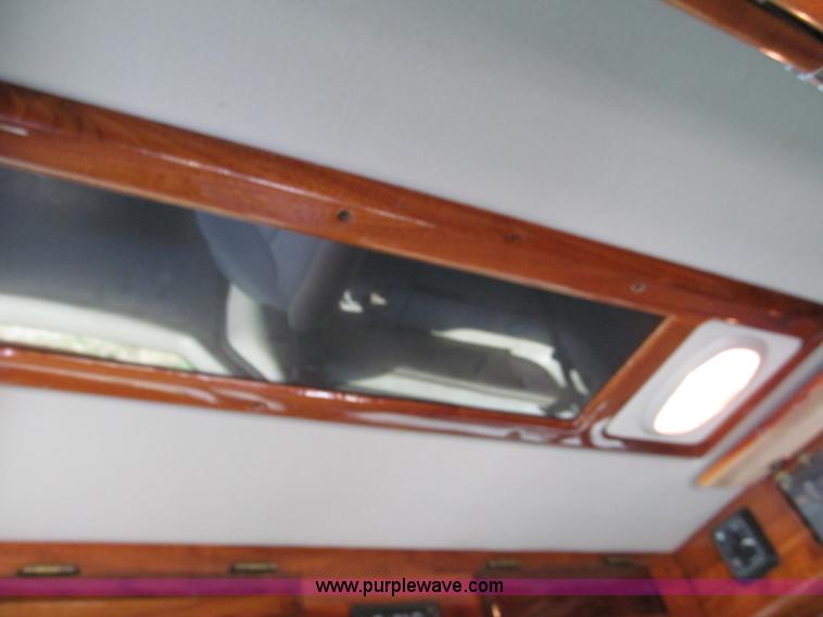 image for item E2162 2001 Chrysler Town & Country LX mini van