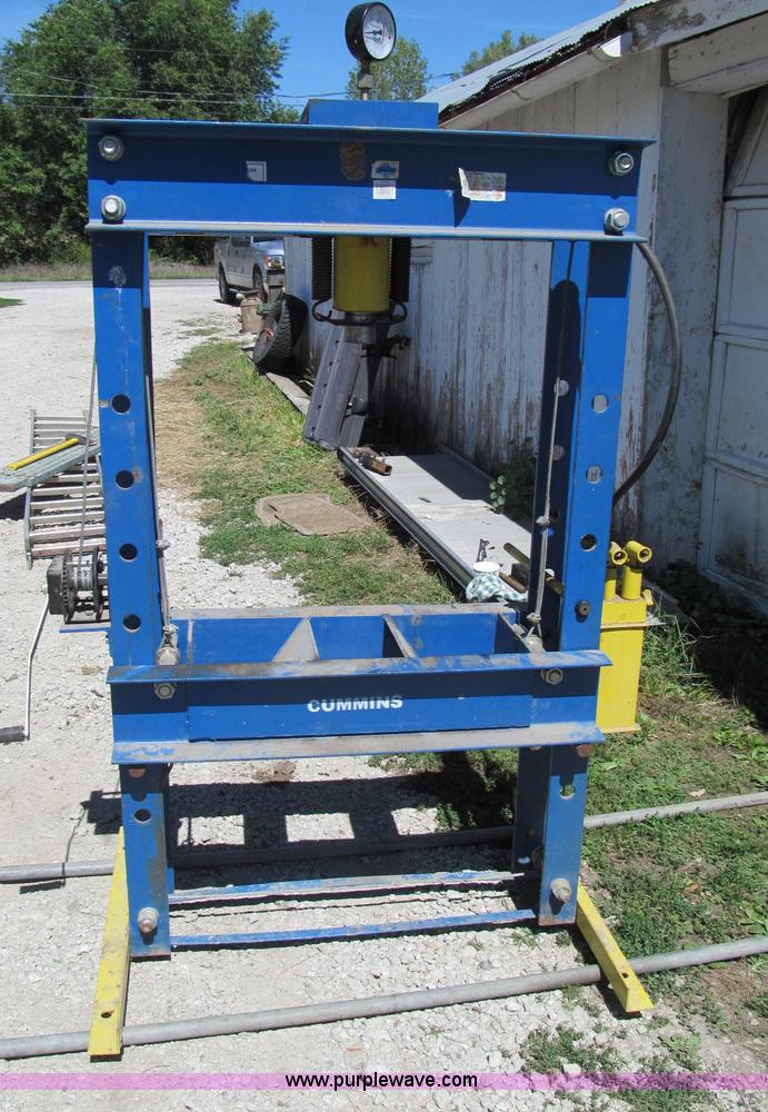 image for item E2169 Cummins 50 ton shop press