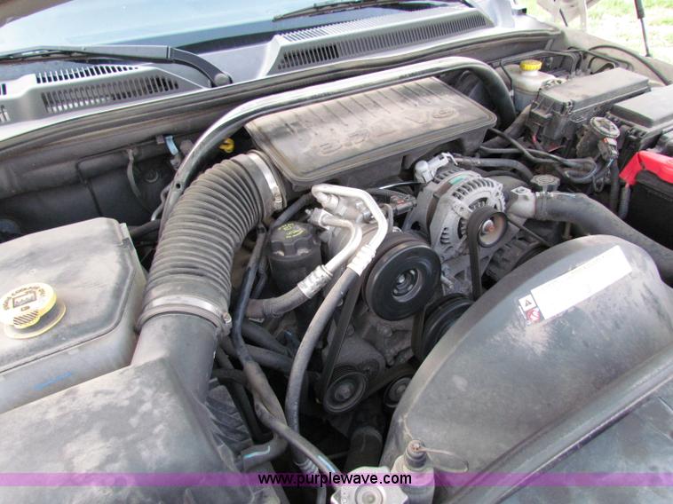 image for item E8030 2007 Jeep Commander Sport SUV