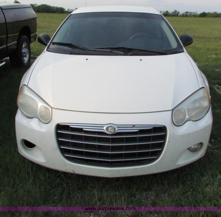 image for item E8031 2004 Chrysler Sebring LXi