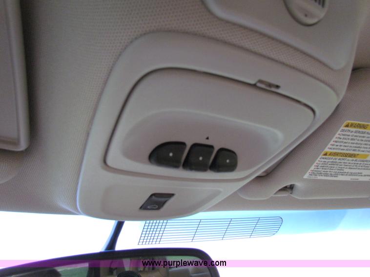 image for item E8032 2003 Buick Rendezvous CXL SUV