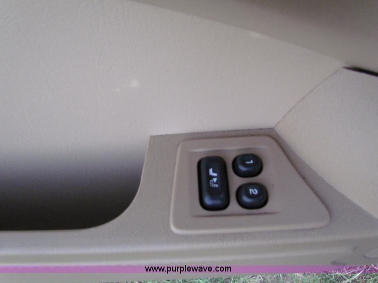 image for item E8032 2003 Buick Rendezvous CXL SUV