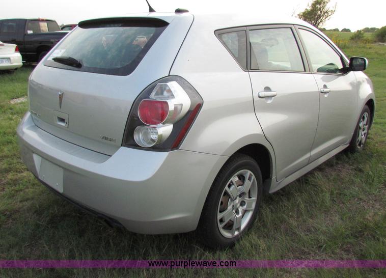 image for item E8033 2009 Pontiac Vibe
