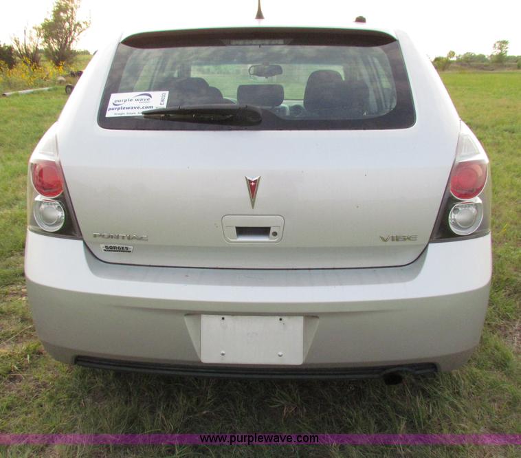 image for item E8033 2009 Pontiac Vibe