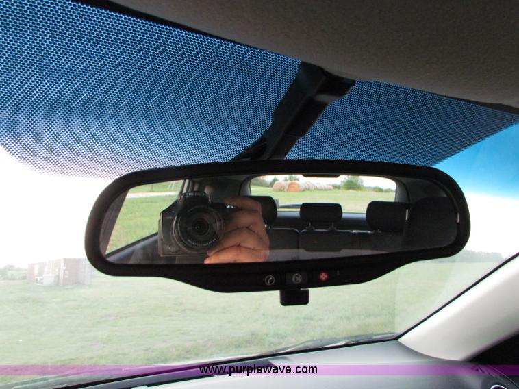 image for item E8033 2009 Pontiac Vibe