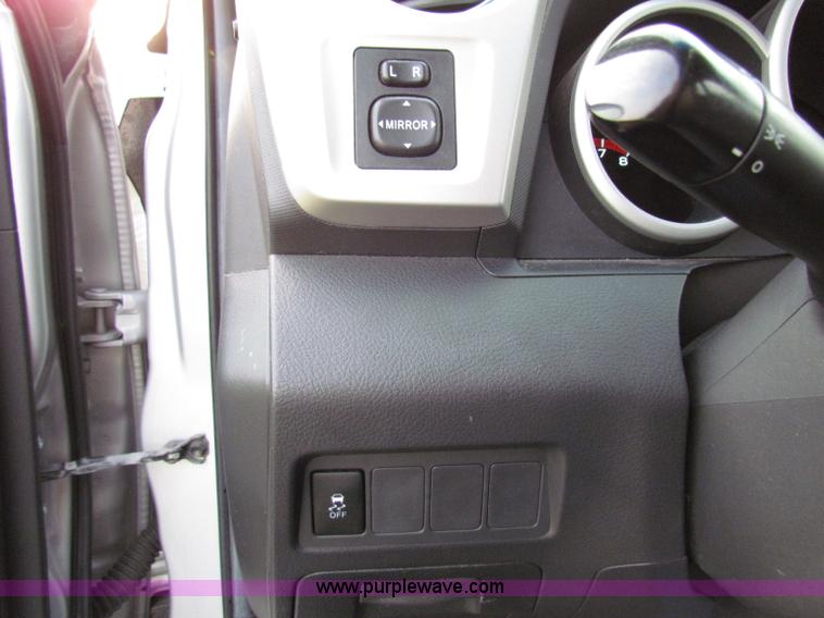 image for item E8033 2009 Pontiac Vibe