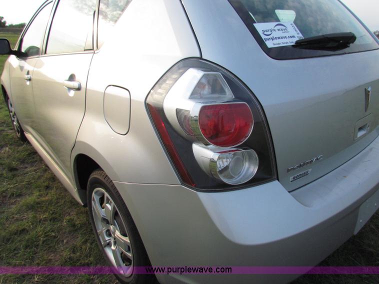image for item E8033 2009 Pontiac Vibe