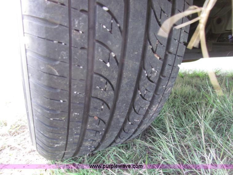 image for item E8033 2009 Pontiac Vibe