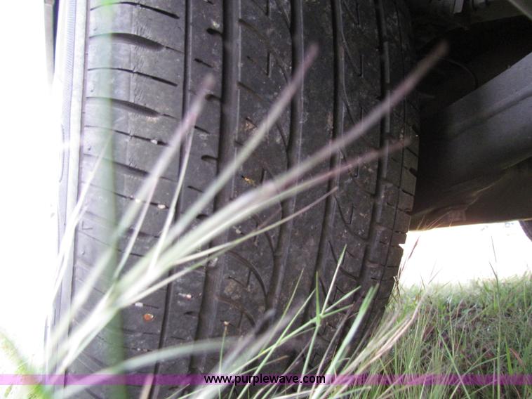 image for item E8033 2009 Pontiac Vibe