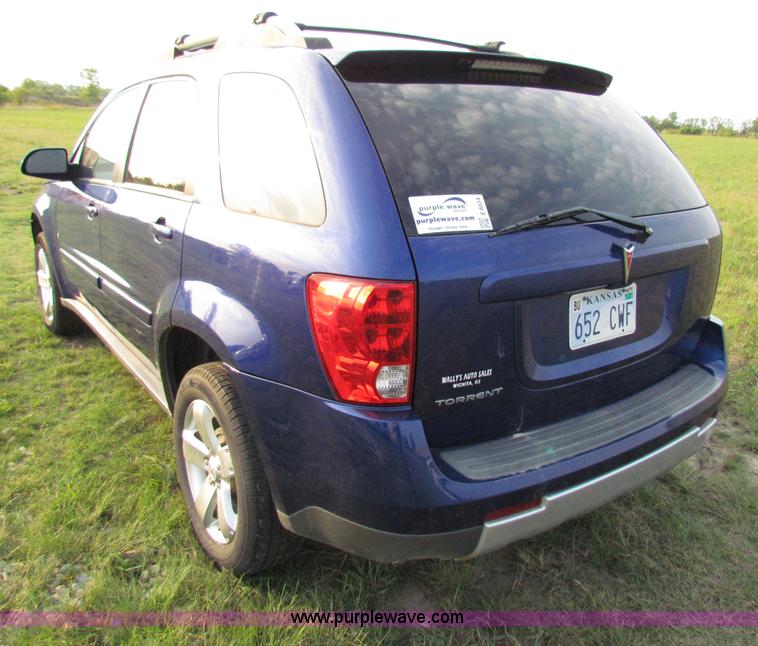 image for item E8034 2006 Pontiac Torrent SUV