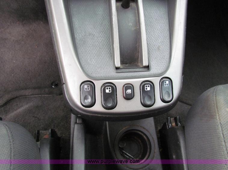 image for item E8034 2006 Pontiac Torrent SUV