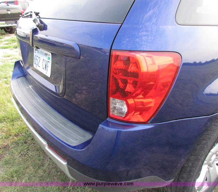 image for item E8034 2006 Pontiac Torrent SUV