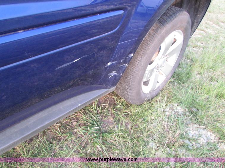 image for item E8034 2006 Pontiac Torrent SUV