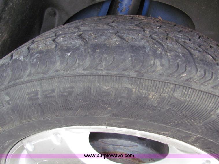 image for item E8034 2006 Pontiac Torrent SUV