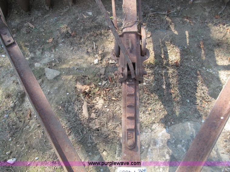 image for item F4555 Pull type disk plow