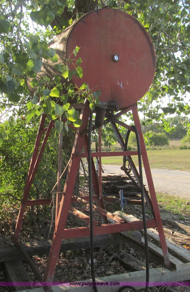 image for item F4567 300 gallon fuel tank on stand