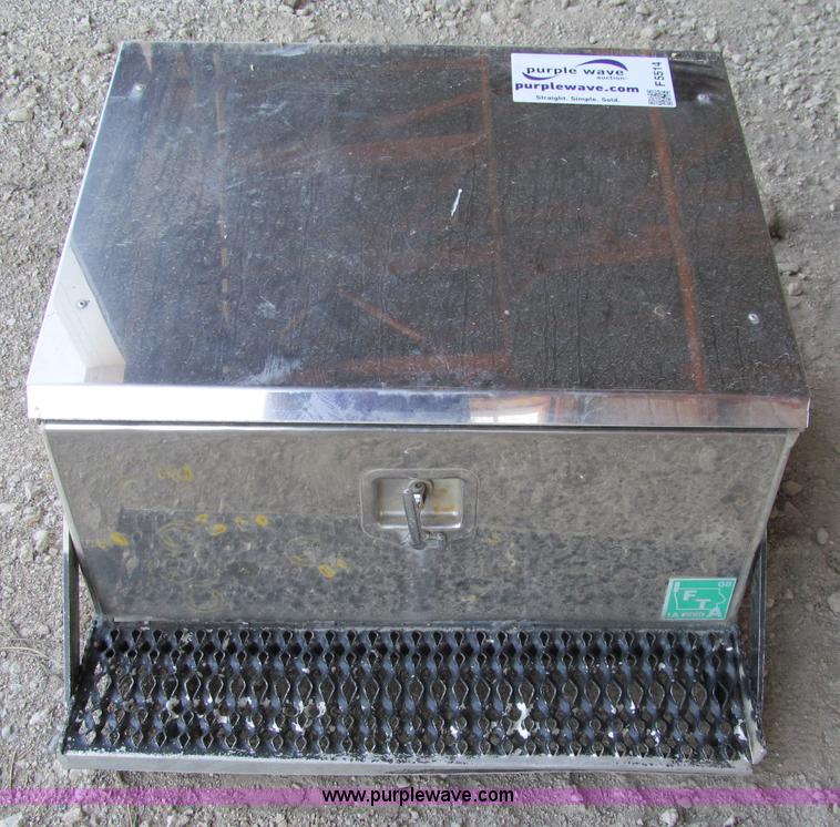 image for item F5514 (2) aluminum toolboxes