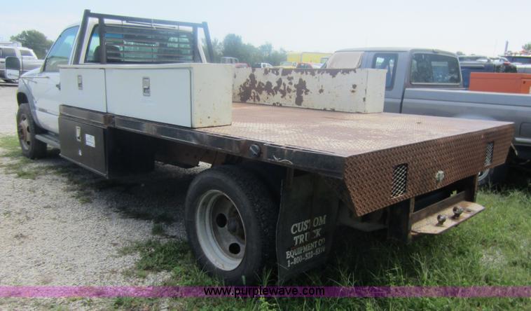 image for item F6508 1998 Chevrolet C3500HD flatbed pickup truck