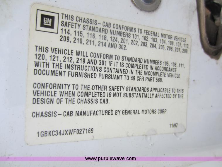 image for item F6508 1998 Chevrolet C3500HD flatbed pickup truck