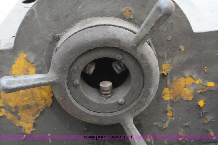 image for item K9863 Oster pipe threader