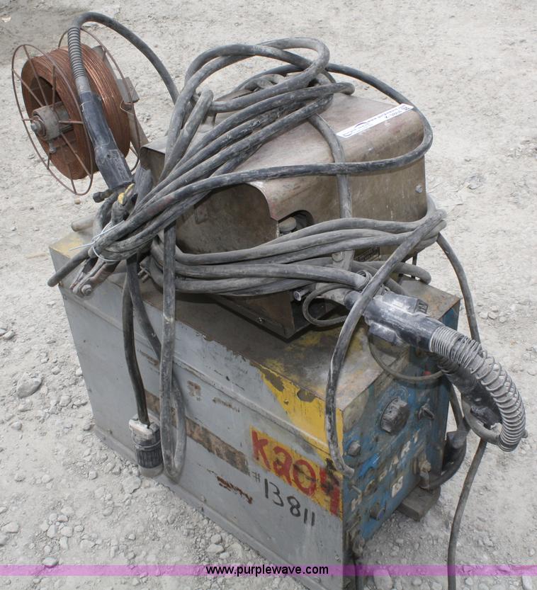image for item K9864 Hobart RC256 welder