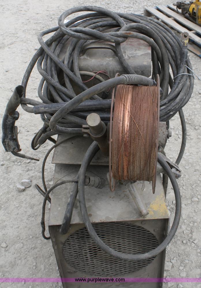 image for item K9864 Hobart RC256 welder