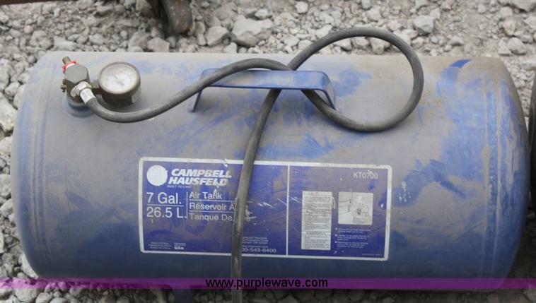 image for item K9869 Assorted tools