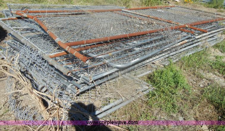 image for item K9879 Approximately 23 assorted styles of chain link gates