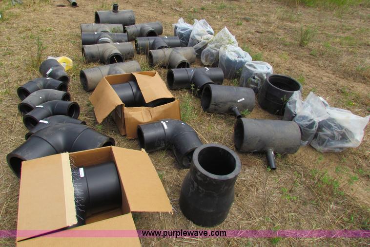 image for item N9156 Assorted poly pipe fixings