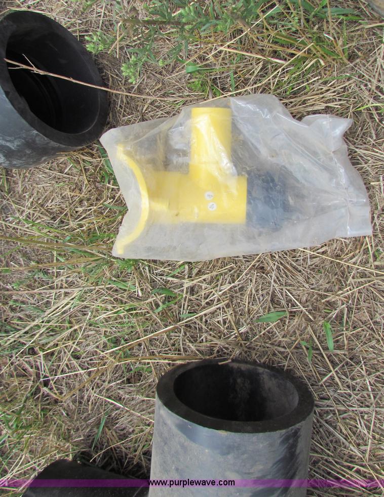 image for item N9156 Assorted poly pipe fixings