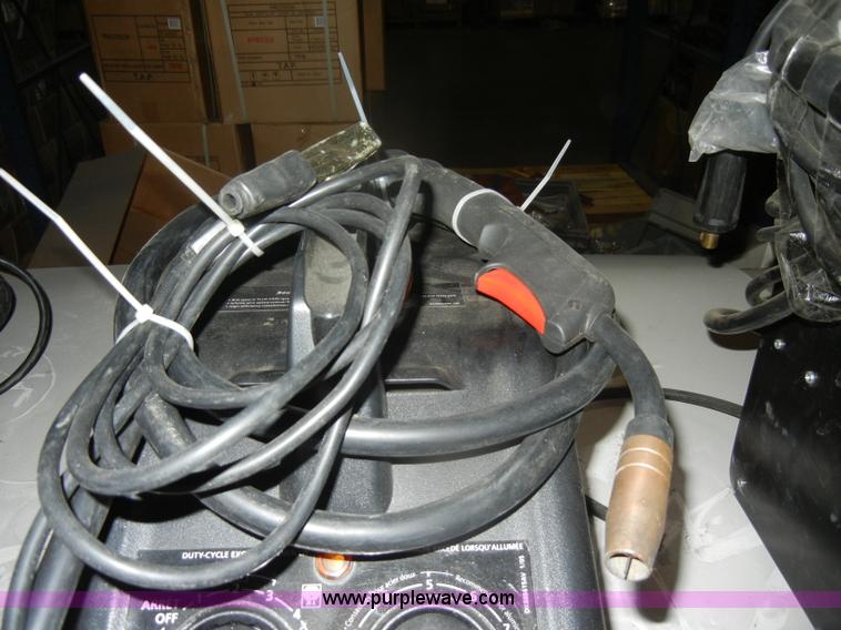 image for item N9718 Mastercraft wire feed welder