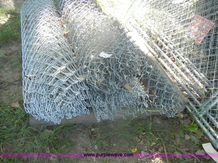 image for item U9298 (4) rolls of chain link fence